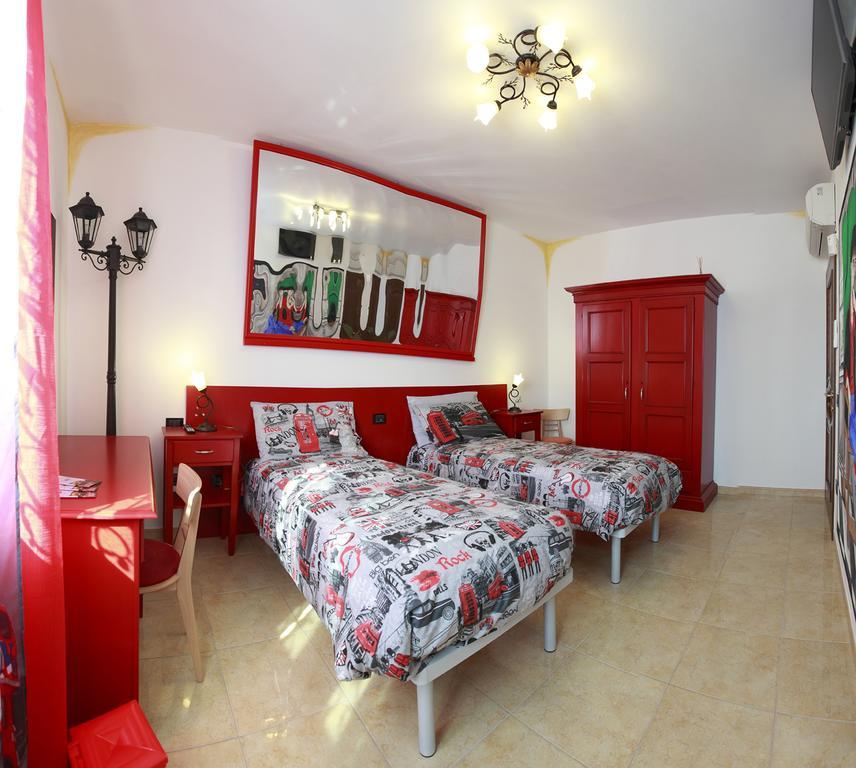 Borgo Dei Sensi Bed and Breakfast Casumaro Δωμάτιο φωτογραφία